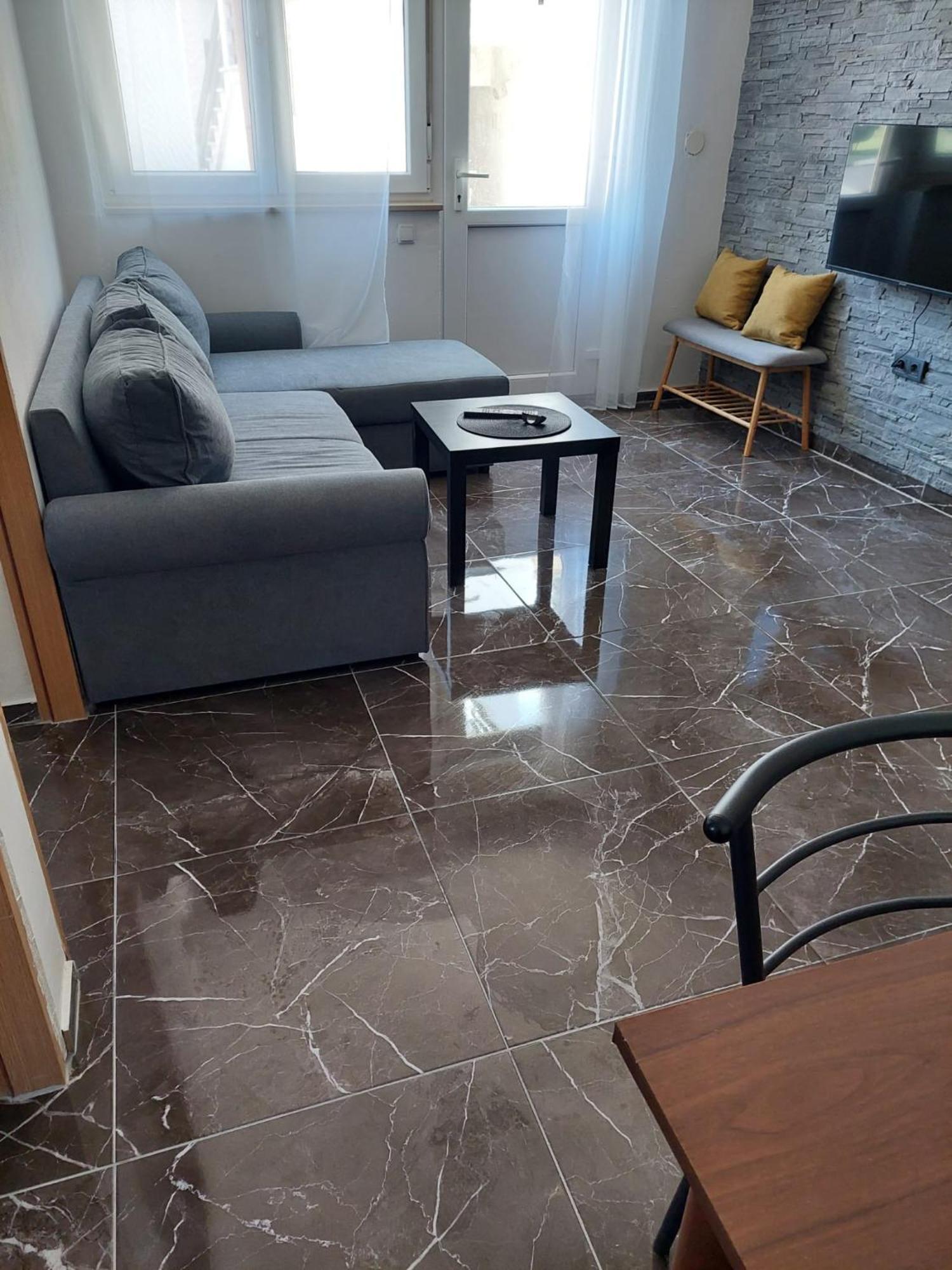 Apartmani Suhi Brod Medulin Eksteriør billede