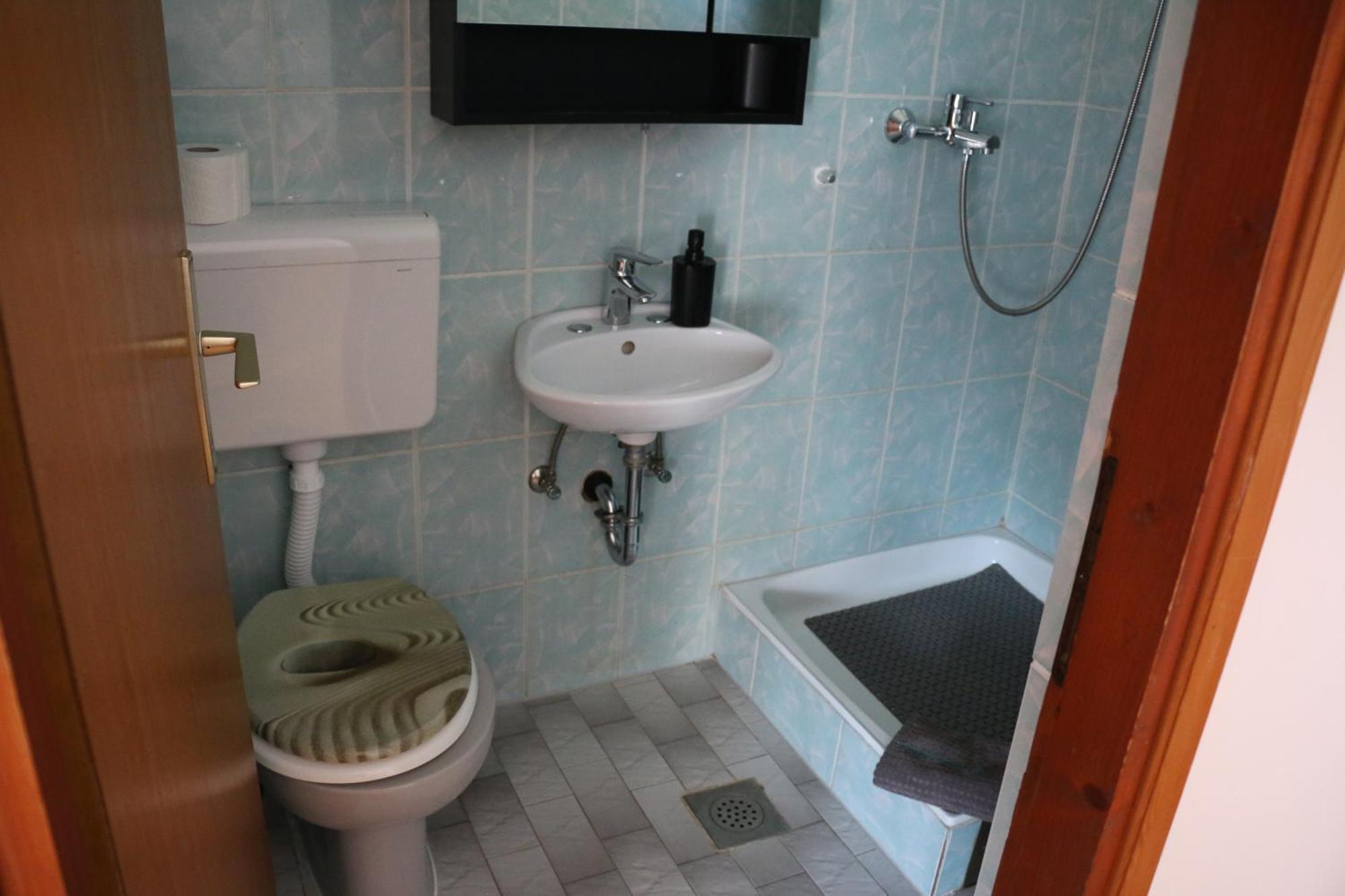 Apartmani Suhi Brod Medulin Eksteriør billede