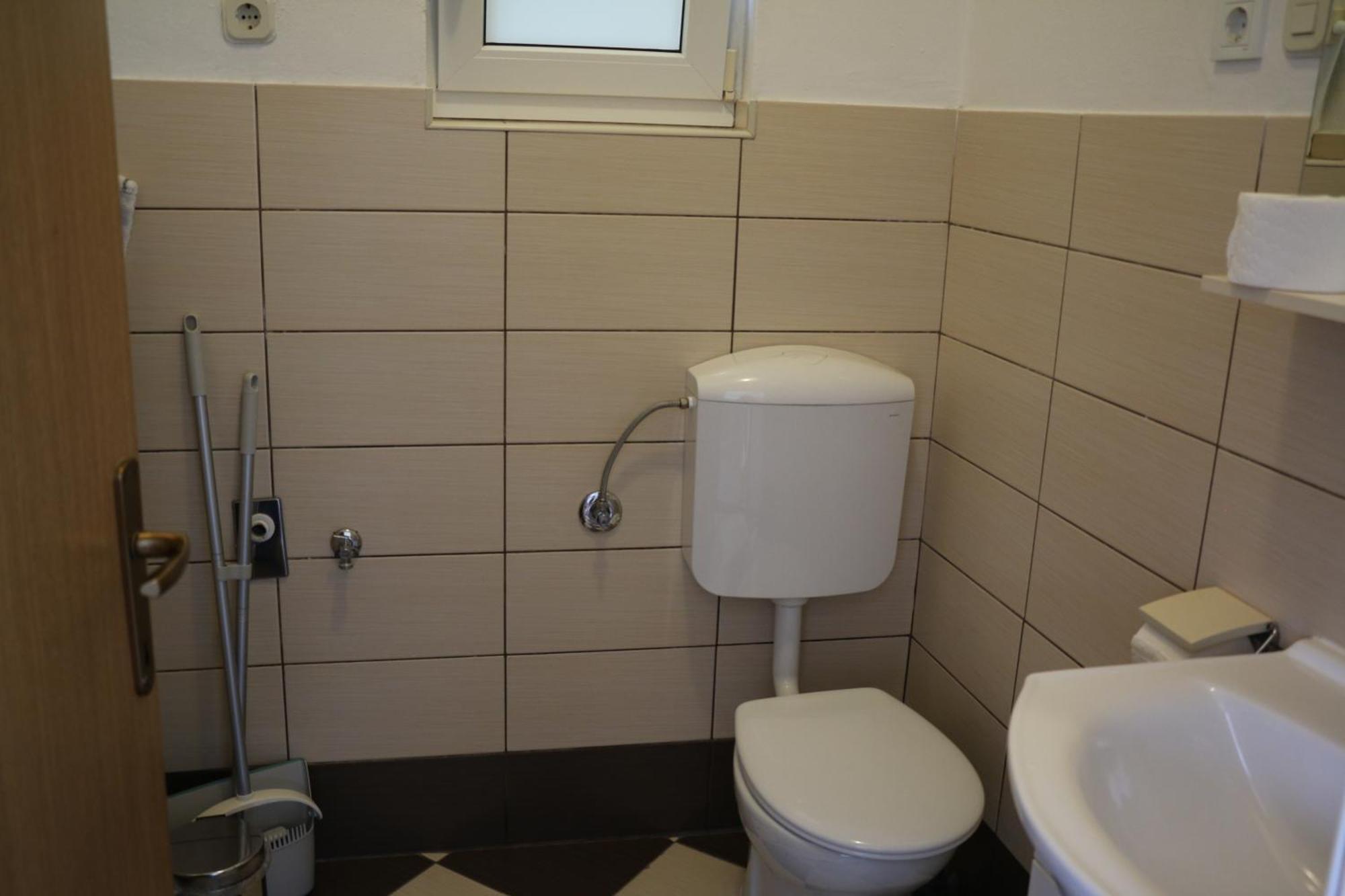 Apartmani Suhi Brod Medulin Eksteriør billede